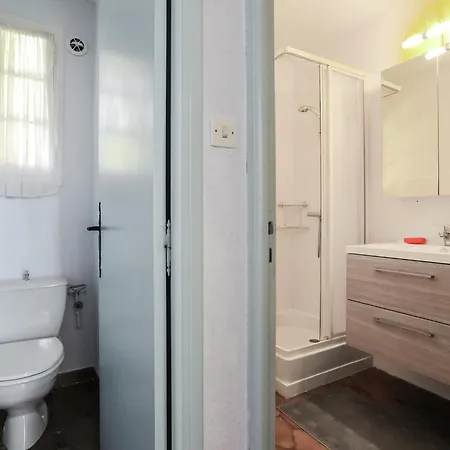 In Near And Forest Vila Castellane