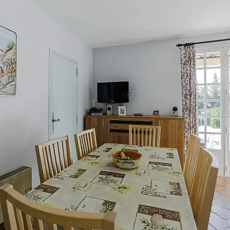 Charming Villa In Castellane *