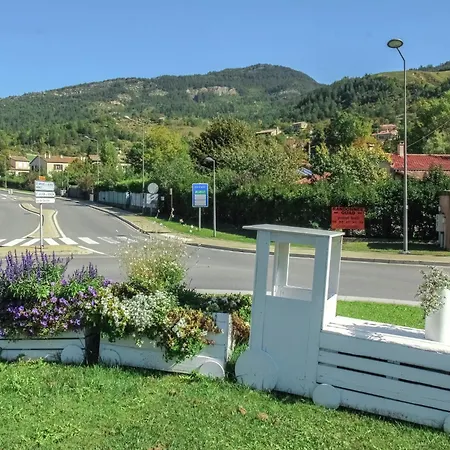 Charming Villa In Castellane