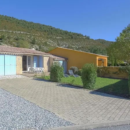 Charming Villa In Castellane *