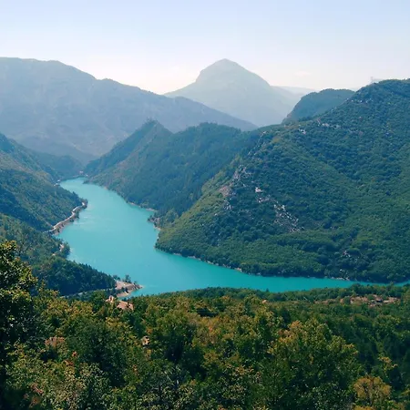 Charming Villa In Castellane *